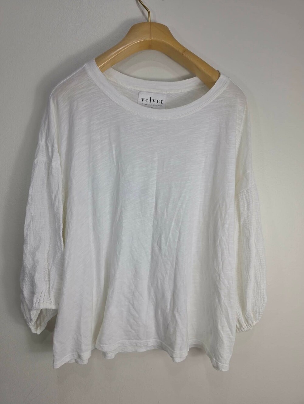 Velvet by Graham & Spencer White Lightweight Long-Sleeve Cotton Tee